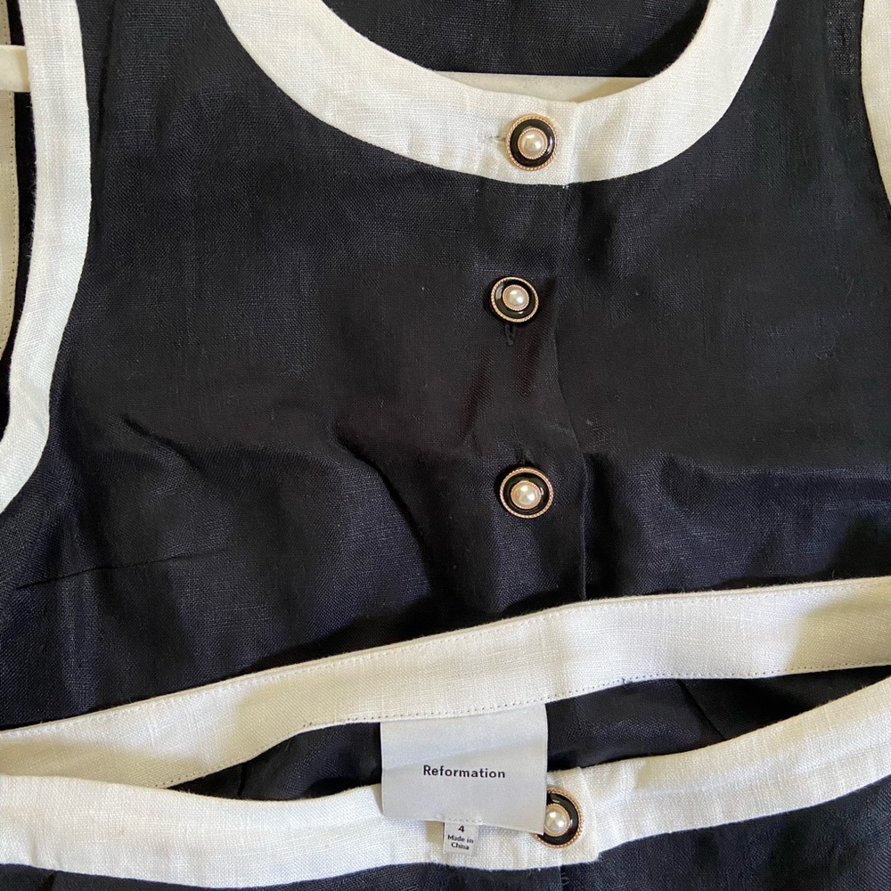 Reformation Roxy Two Piece Set Size 4 - Picture 8 of 10